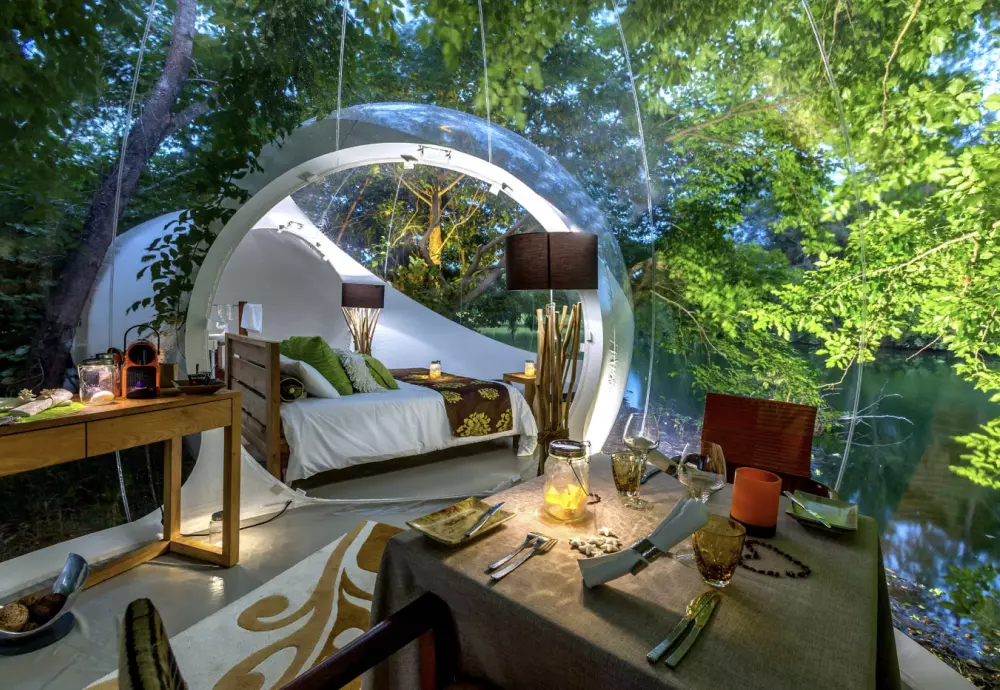 outdoor clear bubble tent